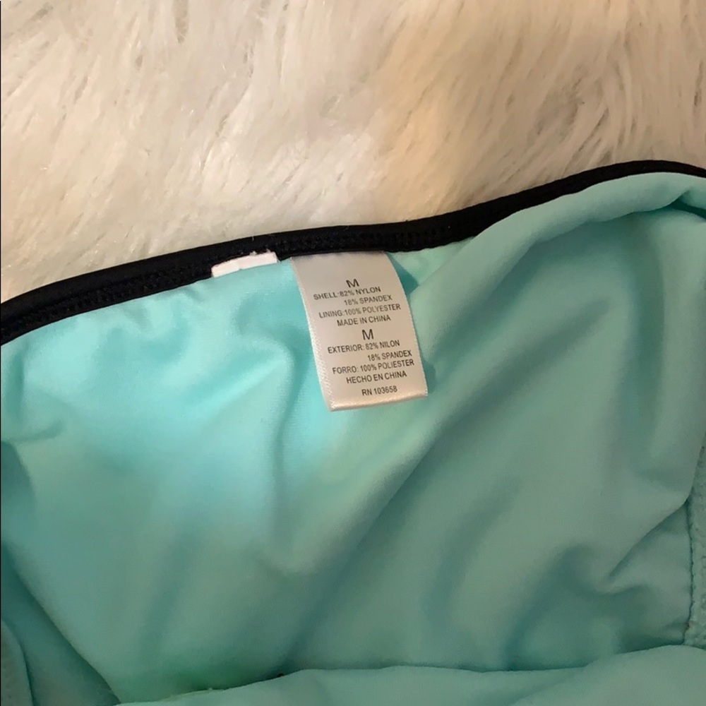 Bra: L Bottom: M - Picture 5 of 5